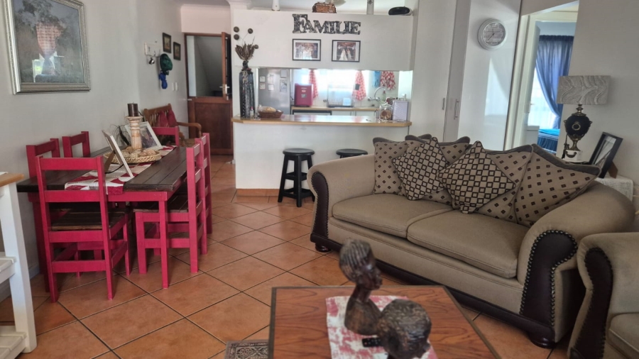 To Let 2 Bedroom Property for Rent in Hartenbos Central Western Cape